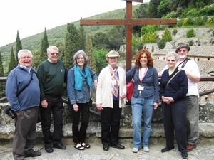 Private guided tour of the franciscan Le Celle Hermitage by Cortona
